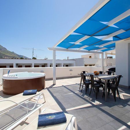 Itaca E Medea - Appartamenti Con Idromassaggio In Terrazza San Vito Lo Capo Buitenkant foto