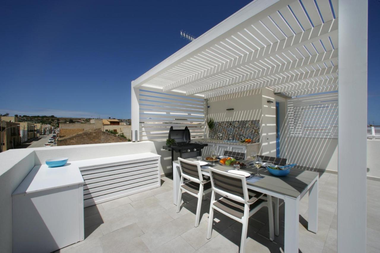 Itaca E Medea - Appartamenti Con Idromassaggio In Terrazza San Vito Lo Capo Buitenkant foto