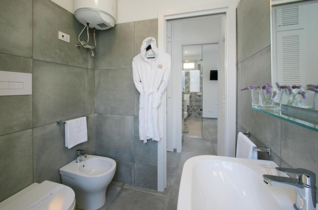 Itaca E Medea - Appartamenti Con Idromassaggio In Terrazza San Vito Lo Capo Buitenkant foto
